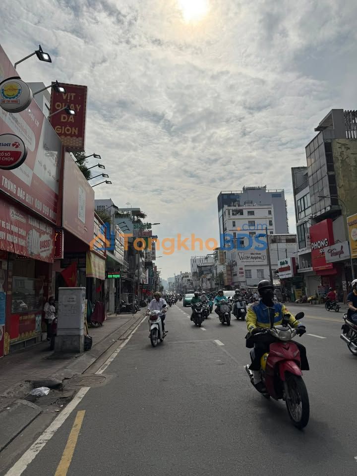 Mặt Tiền Phan Đình Phùng, PN - 35m² Kinh Doanh Sầm Uất