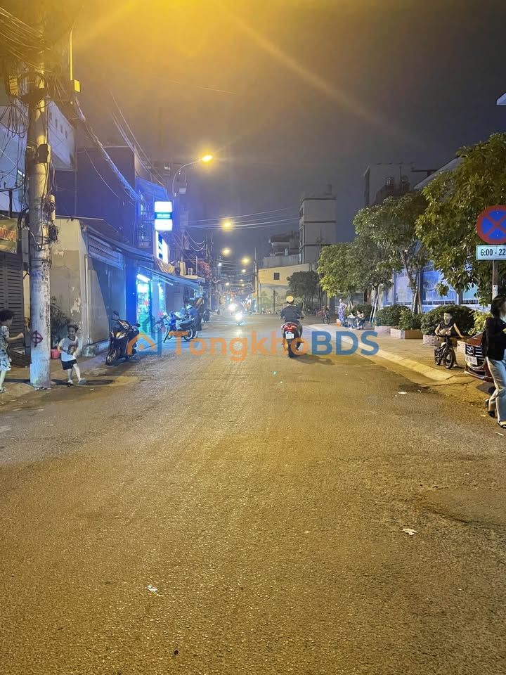 Nhà Mặt Tiền Nguyễn Đình Chiểu P8-PN 52m² 2 Tầng - Dòng Tiền 40 Triệu/Tháng - Giá 12 Tỷ