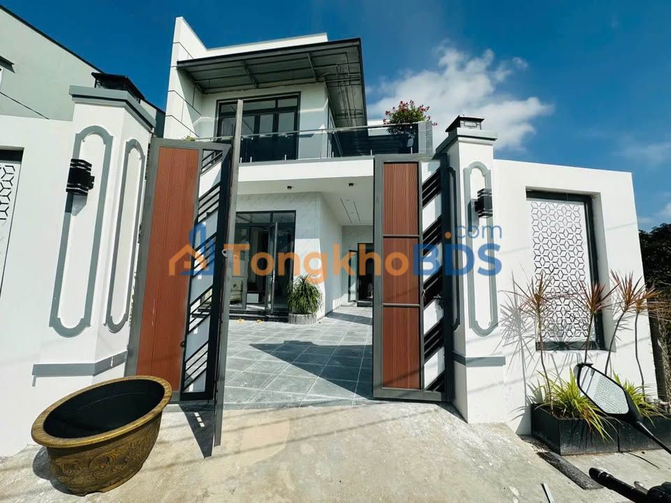 Bán Villa Sân Vườn Cần Giuộc 232m² - Sổ Hồng Riêng, Giá 4.85 Tỷ