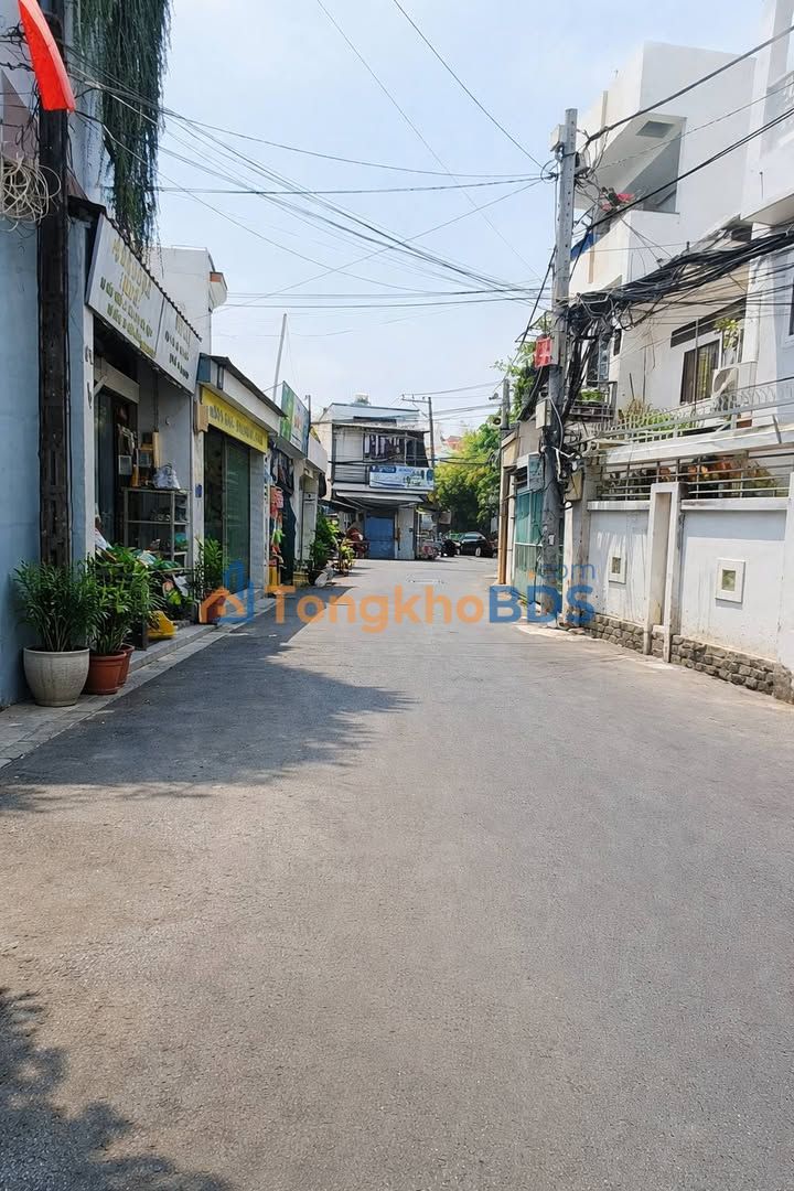 Nhà Mặt Tiền 100m² Đường Nhánh Phạm Văn Đồng, Thủ Đức - 11 Tỷ