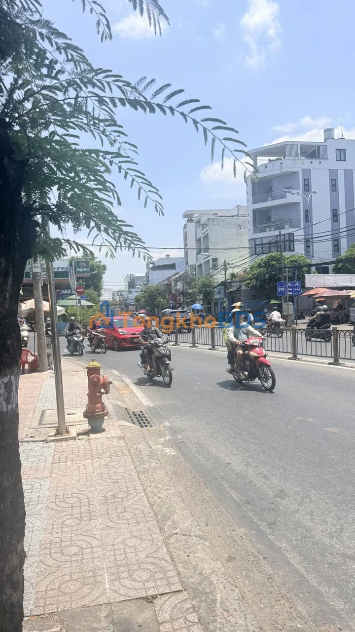 Nhà Mặt Tiền Tùng Thiện Vương Q6 - KD Sầm Uất 60m² - 16.5 Tỷ