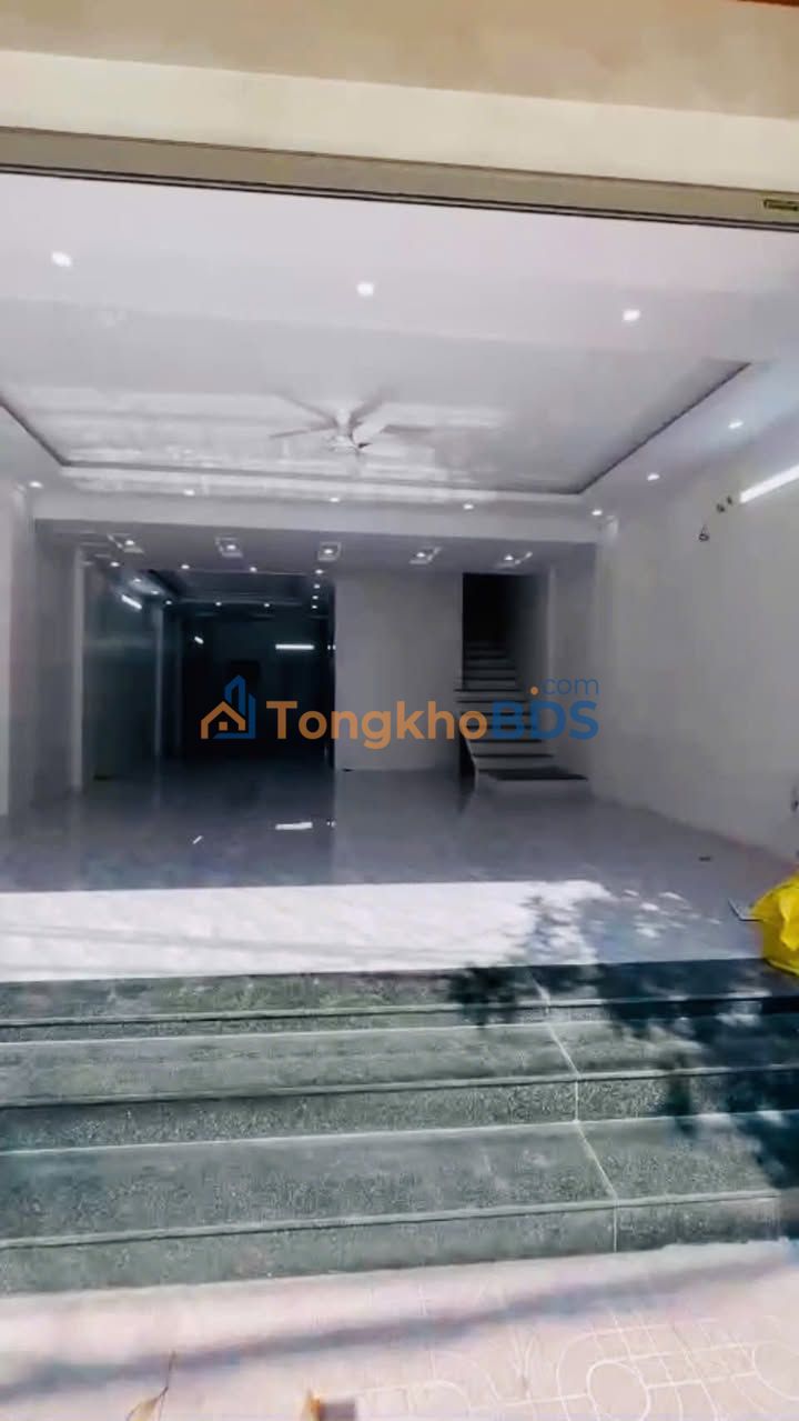 Cho thuê Mặt bằng Kinh doanh & Ở Phường Quán Bàu, Vinh - 145m²/sàn