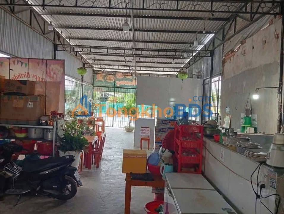 Nhà Mặt Tiền Nguyễn Huệ Krông Bông - Kinh Doanh Sầm Uất, Giá 1.7 Tỷ