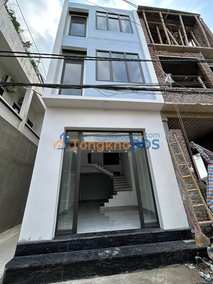 Nhà 3 Tầng Mới Xây P.Phú Sơn - 49m² Giá 2 Tỷ - Ngõ Thông Oto