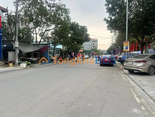 Cho thuê kho 342m² mặt tiền 8m tại Khai Quang, Vĩnh Yên - Giá 15 triệu