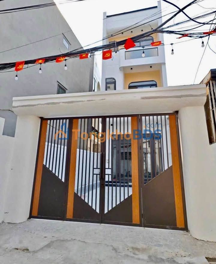 Nhà 3 Tầng Đường Thái Bình - 96m² Giá 3.3 Tỷ - Oto Đỗ Cửa