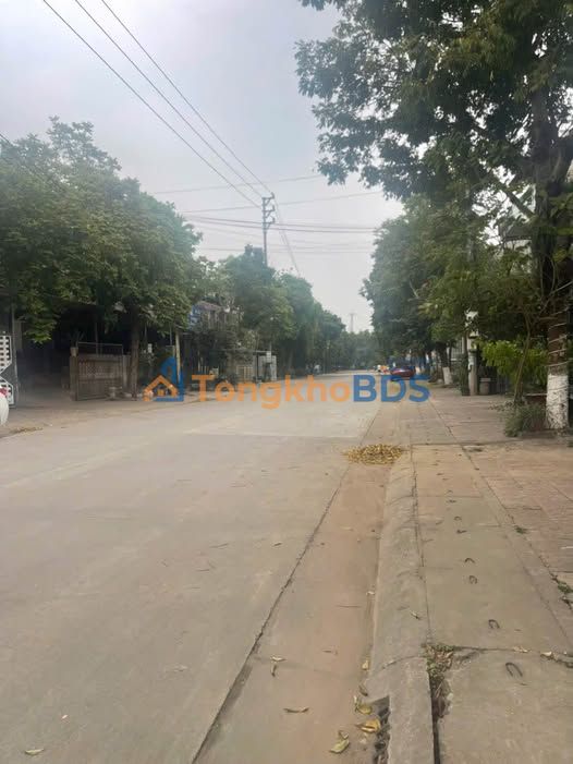 Nhà Mặt Tiền Kinh Doanh 100m² Phường Ỷ La, Tuyên Quang - Sổ Đỏ