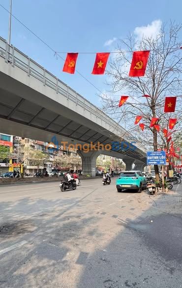 Nhà Mặt Phố 8/3 Minh Khai 22m² - Kinh Doanh Đỉnh Cao, Lô Góc Thoáng