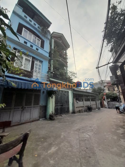 Nhà 40m² 5 Tầng Trung Tâm Hoàng Mai - Sổ Đỏ, Ô Tô Đỗ Cửa