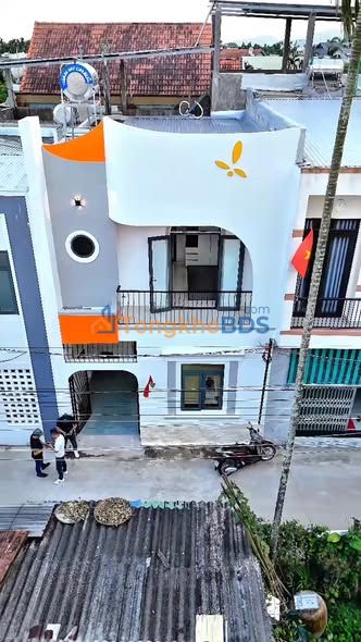 Nhà 52m² Hẻm Tttp, Quảng Ngãi - 3PN, Sổ Hồng, Giá 1.79 Tỷ