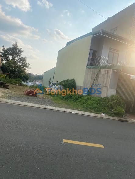 Bán Đất Mặt Tiền Trần Nguyên Hãn, Bảo Lộc - 140m² Sổ Hồng Riêng