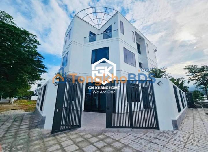 Cho Thuê Townhouse Mặt Tiền Kinh Doanh Mỹ Gia Nha Trang - 500m² Full Nội Thất