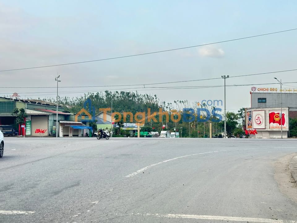 Đất Nền Mặt Tiền Ngã Tư Vinh 235m² - Kinh Doanh & An Cư Đắc Địa