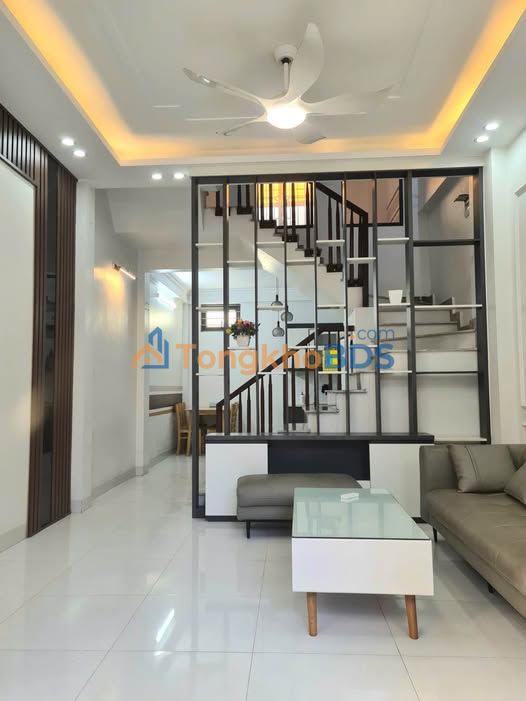 Nhà 40m² Phường An Tảo, Hưng Yên - Ngõ Thông Ô Tô, 3PN Giá 2.75 Tỷ