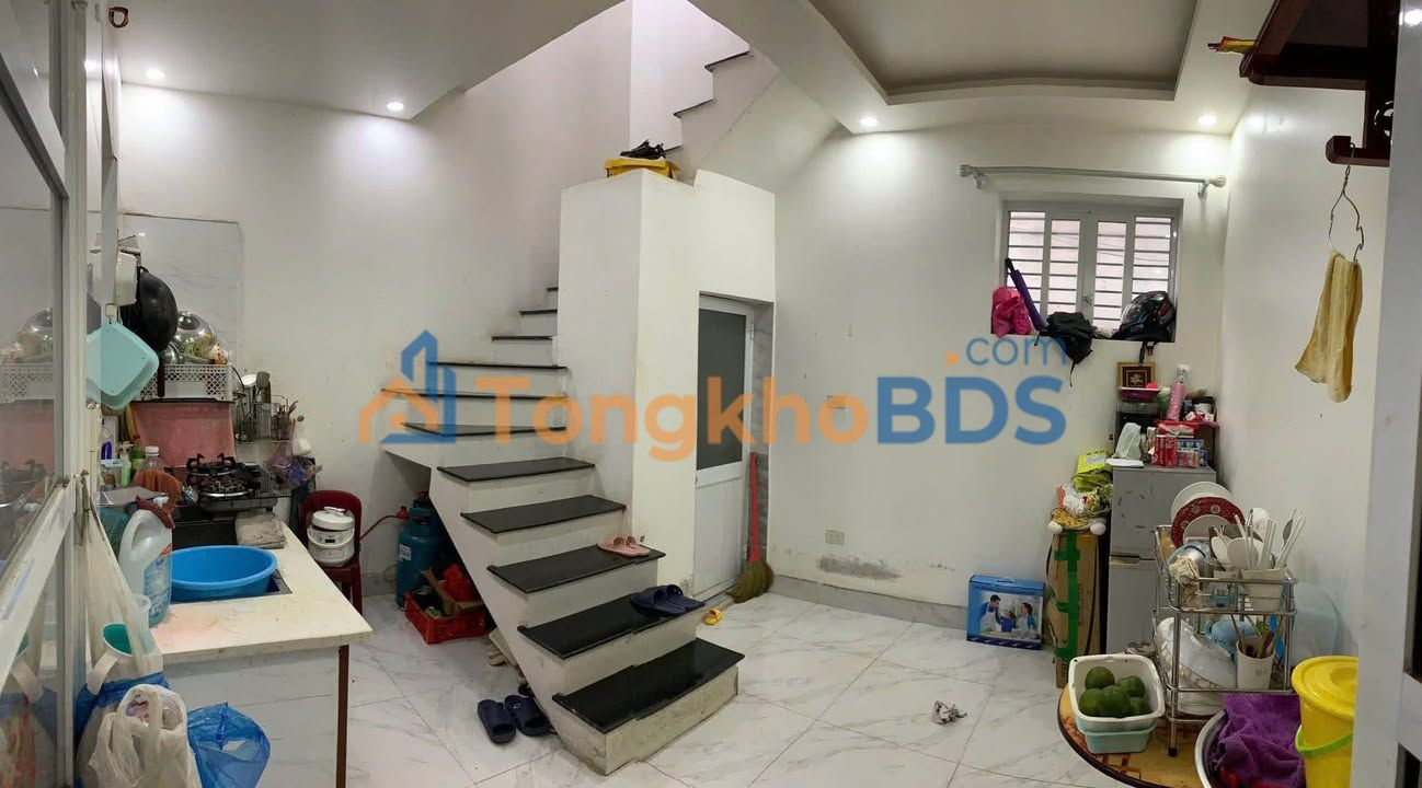 Nhà Mặt Tiền Rộng 9.1m, 38m² Thượng Lý - Chỉ 1.9 Tỷ