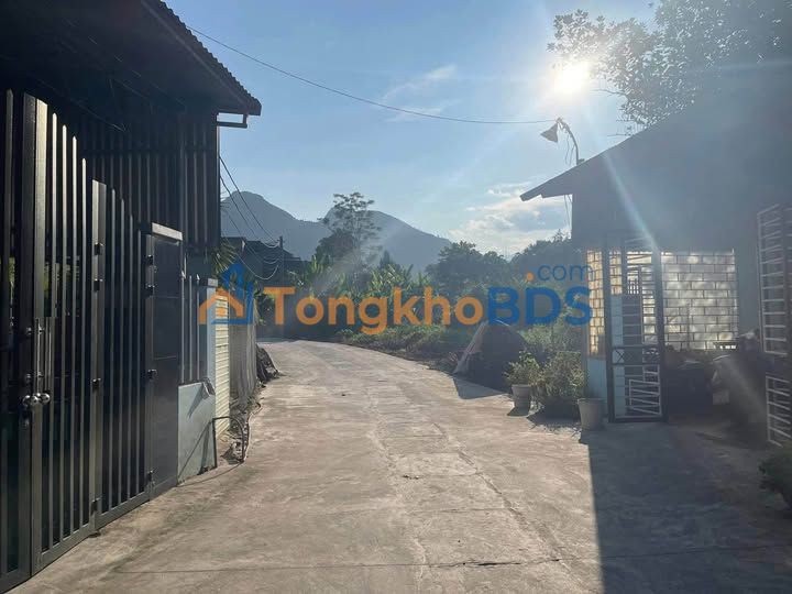 Đất Ba Đình 107m² - Ngõ ô tô tránh, gần chợ Ngọc Hà - 8.x Tỷ