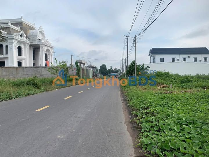 Bán Gấp Đất Mặt Tiền LIA Nguyễn Đình Chiểu, Sóc Trăng - 560m²