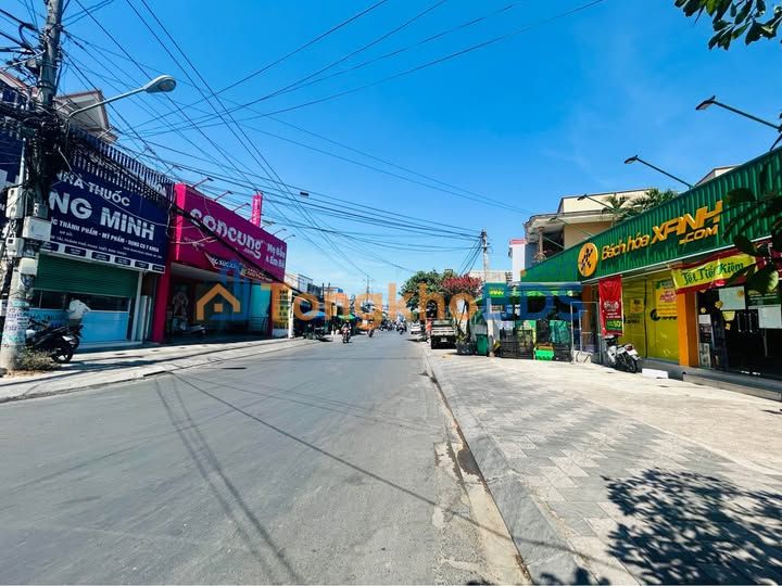 Bán Đất Thổ Cư 105m² Võ Văn Tần, Quận 3 - Hẻm Ô Tô, Sổ Hồng Sẵn Sàng