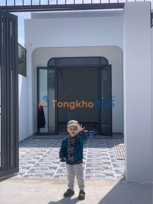 Nhà Mới Xây Phường Lê Lợi, Kon Tum - 990 Triệu, Sân Ô Tô