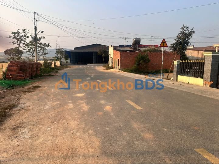 Đất thổ cư 72m² Ka Đơn - 690 triệu, đường nhựa, gần trường