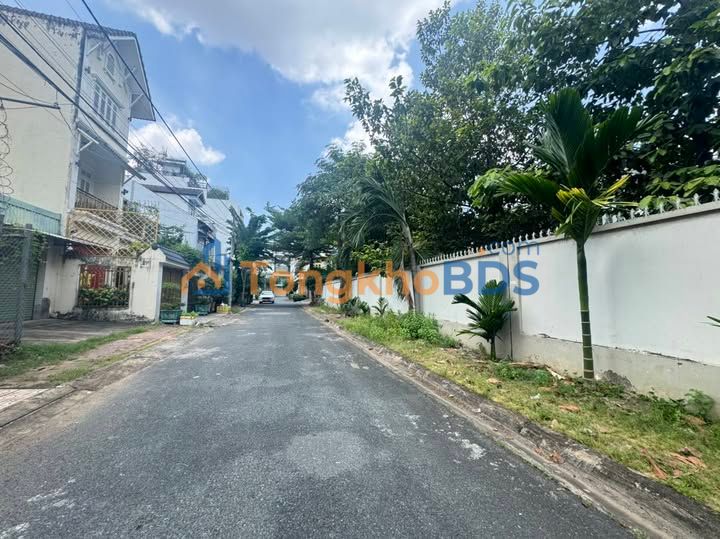 Biệt thự VIP KDC D2D Biên Hòa 160m² - Sổ hồng riêng, 5PN giá 18.99 tỷ