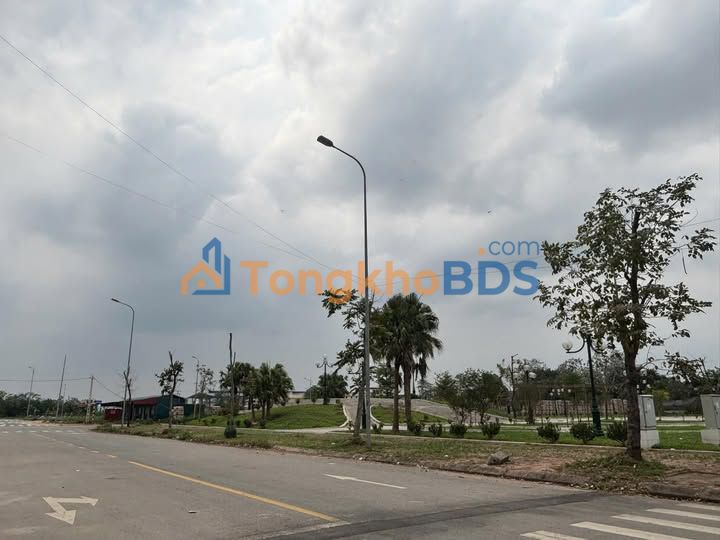 Bán Đất KDCS3 Xương Giang 84m² Hướng Đông Nam - Giá 3.x Tỷ