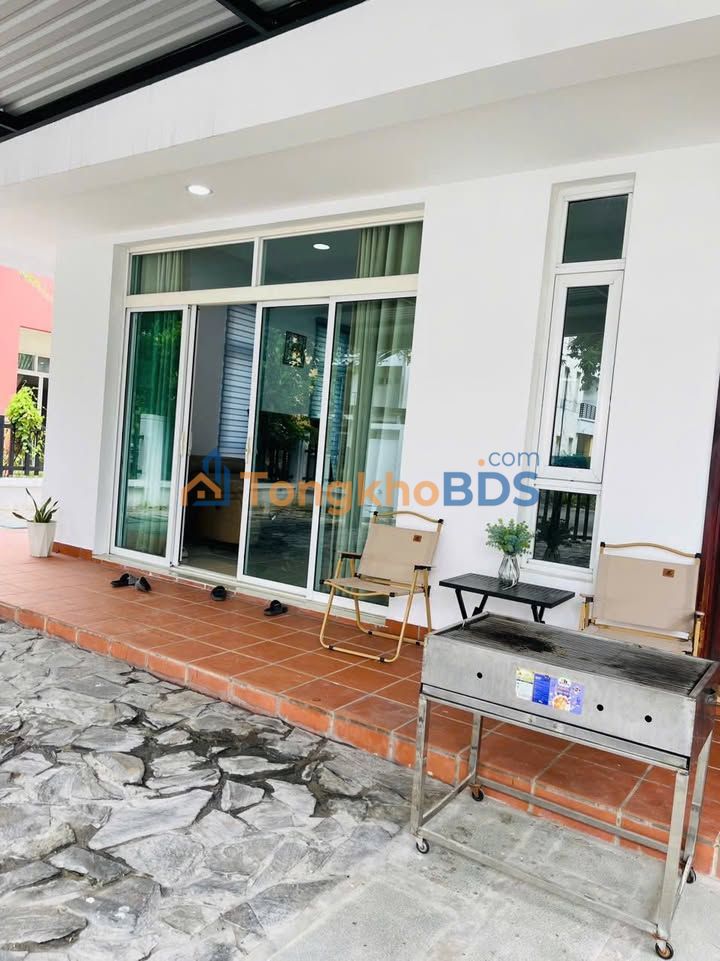 Cho thuê Biệt thự EcoLakes Bình Phước 350m² - Full Nội thất, Giá 22 Triệu/tháng