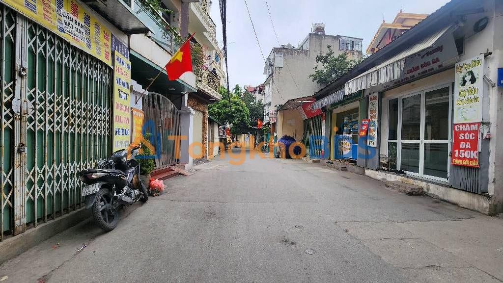 Nhà 40m² 5 Tầng Thang Máy Xuân Đỉnh - Giá 8.5 Tỷ