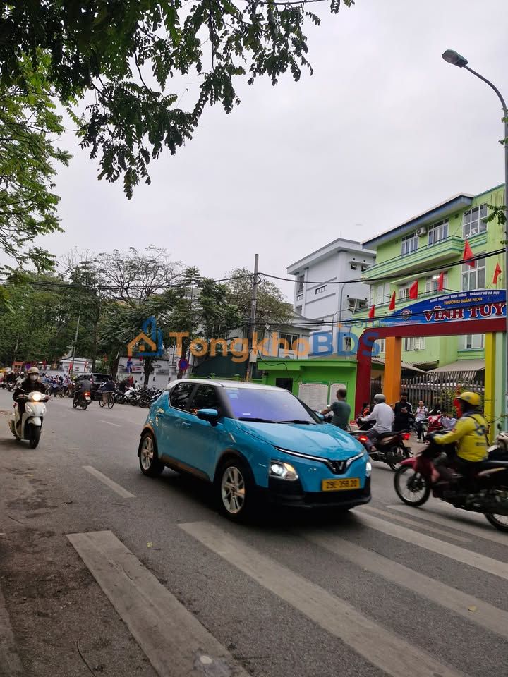 Nhà Phố Dương Văn Bé 36m² 5 Tầng Thang Máy - Sẵn Sàng Kinh Doanh