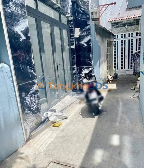 Bán Nhà 5 Tấm MT Tôn Đản Q4 - 45m² - 7.2 Tỷ - Full Nội Thất