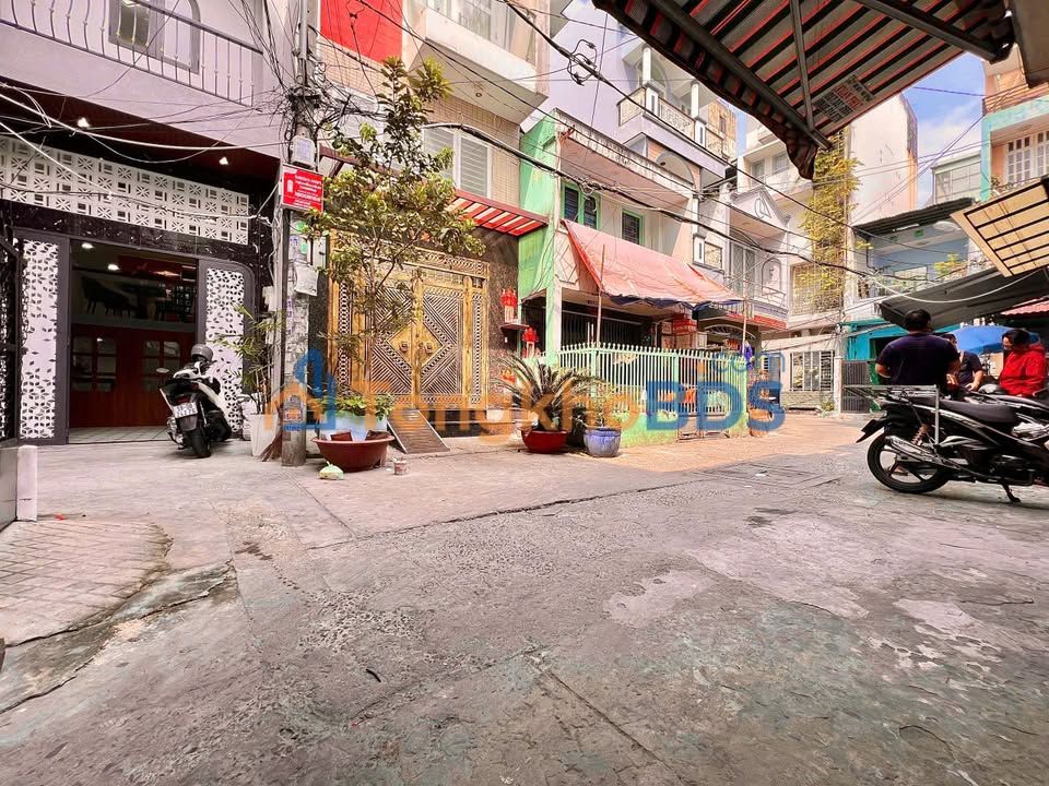 Nhà 4 Tầng Full Nội Thất - 6.8 Tỷ - MT Đường Lớn Vị Thanh, Hậu Giang