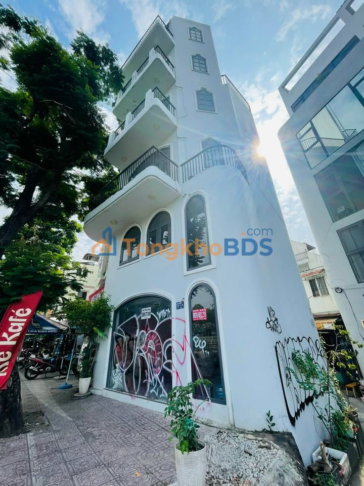 Nhà Mặt Tiền Hoàng Sa Quận 1 - 36m² - Giá 15 Tỷ