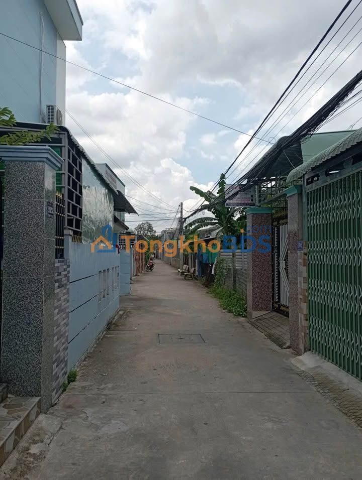 Nhà 113m² P.1 Tân An, Long An - Hẻm Ô Tô, 3PN, Sổ Hồng Hoàn Công