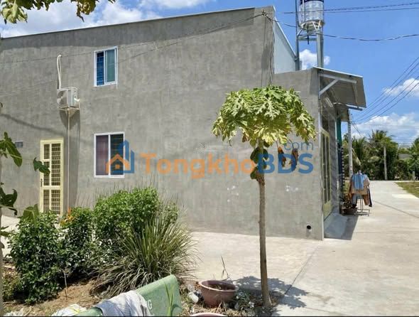 Nhà Góc 2 Mặt Tiền 40m² Cần Đước - Sổ Hồng Riêng - Giá Tốt