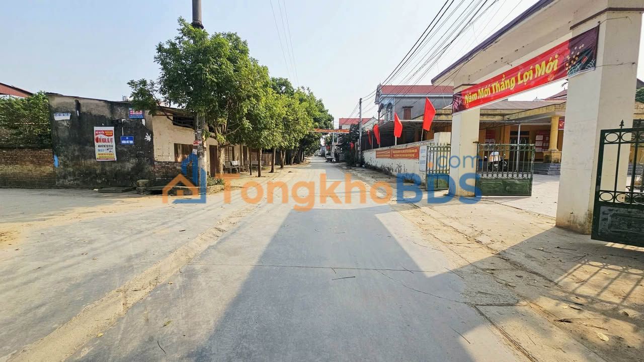 Đất nền 101m² Đông Anh - Sổ đỏ thổ cư, ô tô vào tận đất