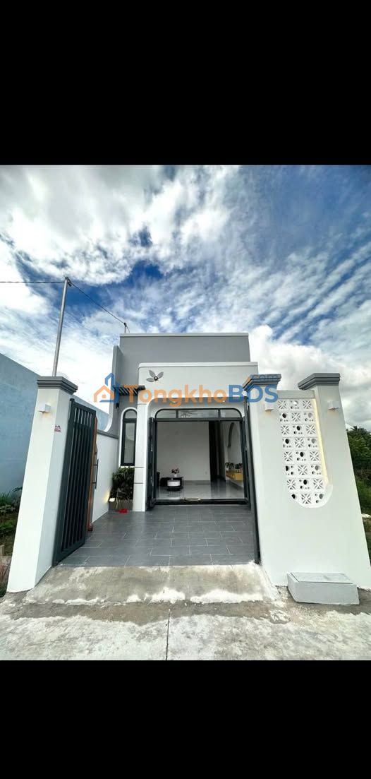 Nhà Mỹ Phong, Tiền Giang - 95m² Sổ Hồng, Ô Tô Tới Tận Nhà