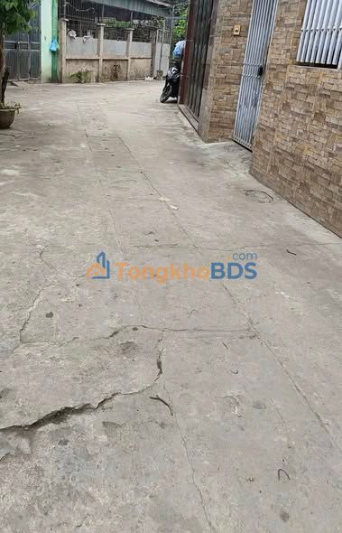 Bán đất tặng nhà cấp 4 Đông Mỹ, Thanh Trì - 72m², 8 tỷ, ô tô đỗ cửa