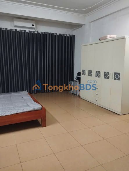 Cho thuê phòng mặt đường Lê Văn Tám, Hà Đông - 5tr/tháng, kinh doanh/ở/kho