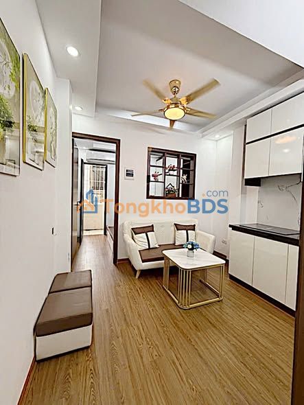 Bán Gấp Căn Hộ 32m² Đẹp, Ngõ Oto Vũ Tông Phan, Thanh Xuân - 1.53 Tỷ