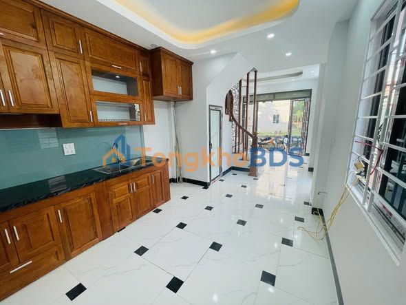 Nhà Phố Tây Tựu 35m² 4 Tầng - Sân Rộng, Gần Ga Metro