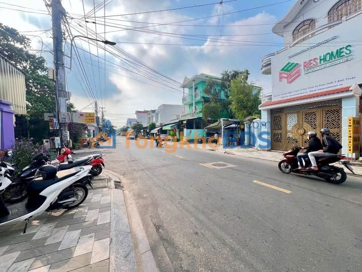 Nhà Mặt Tiền Nhựa 100m² Trung Tâm Phú Trinh - Sẵn Sàng Ở Ngay