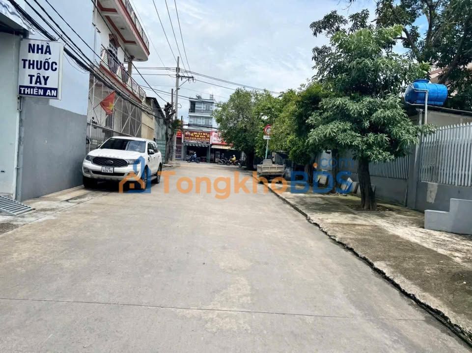 Bán Xưởng 290.4m² Sổ Hồng Riêng - Đường 10m Xe Công - Bình Chánh, TP.HCM