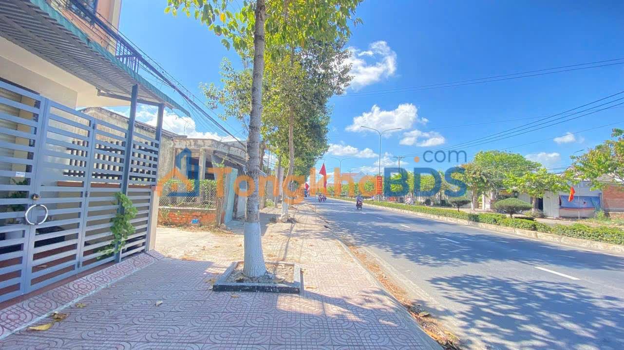 Mặt tiền QL53 Long Hồ 130m² - Kinh doanh sầm uất, giá 2.6 tỷ