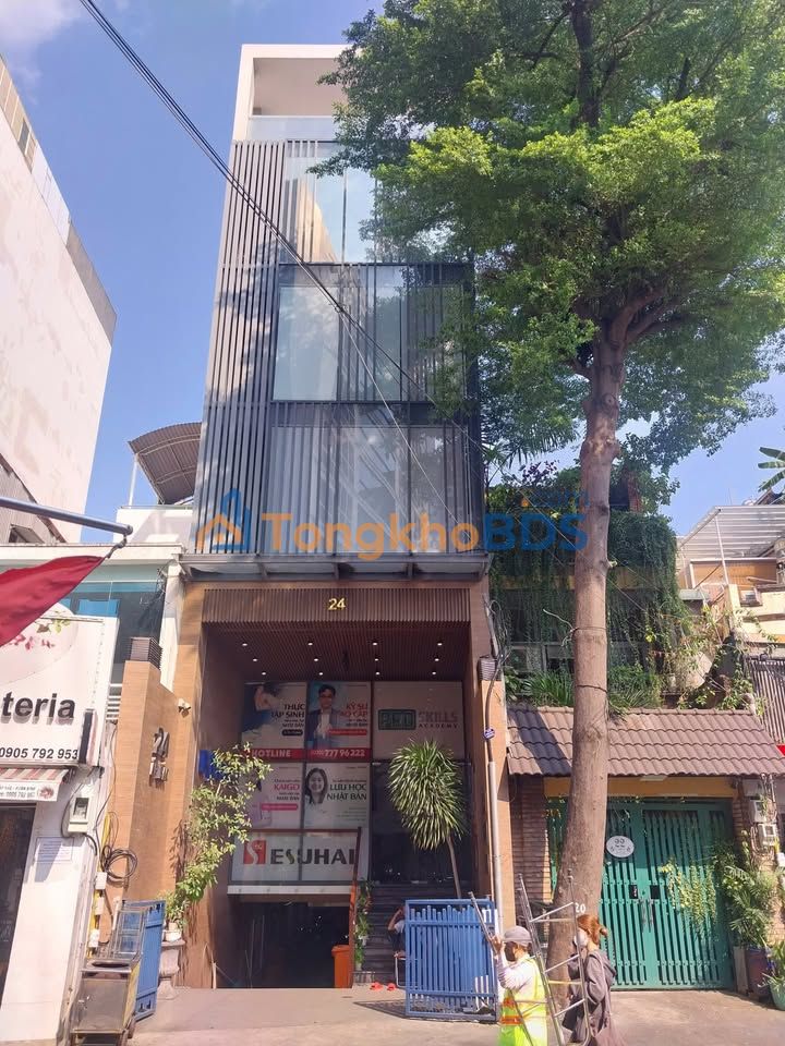 Tòa Nhà Văn Phòng Etown Tân Bình 165m² Giá 130 Triệu - Sẵn Sàng Kinh Doanh