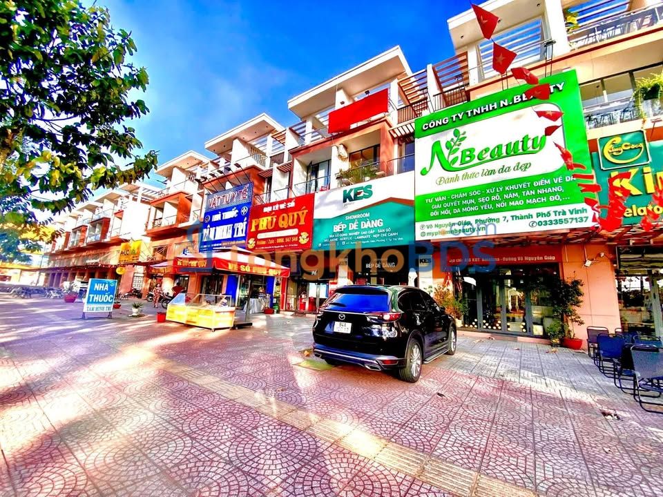 Nhà Phố Roxliving Amaluna 100m² (3 Lầu) - Sẵn Sàng Vào Ở Ngay