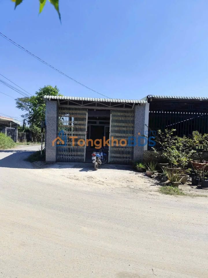 Nhà Mặt Tiền Đường Rừng Dầu, Đức Hòa - 210.8m², Sổ Hồng Thổ Cư