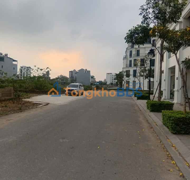 Đất Dịch Vụ Di Trạch 118.8m² - Mặt Tiền Rộng 9.62m, Đối Diện Hinode City