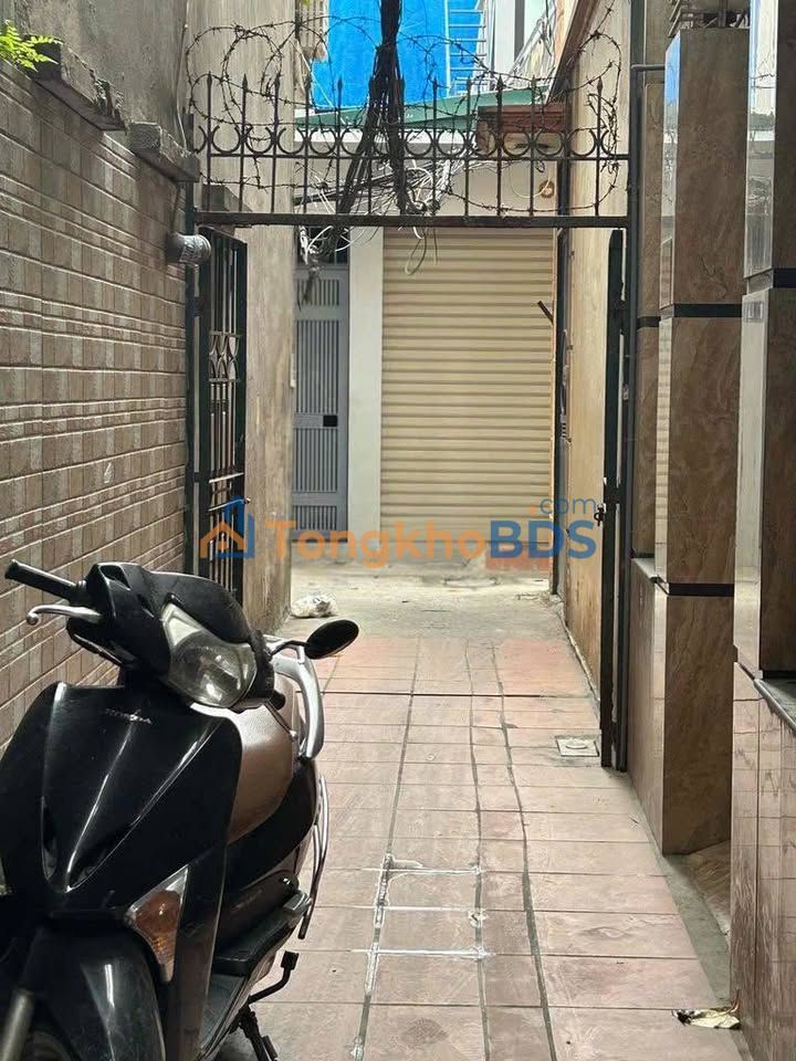 Nhà Nguyên Căn 3 Tầng Khương Đình, Thanh Xuân - 13 Triệu/Tháng