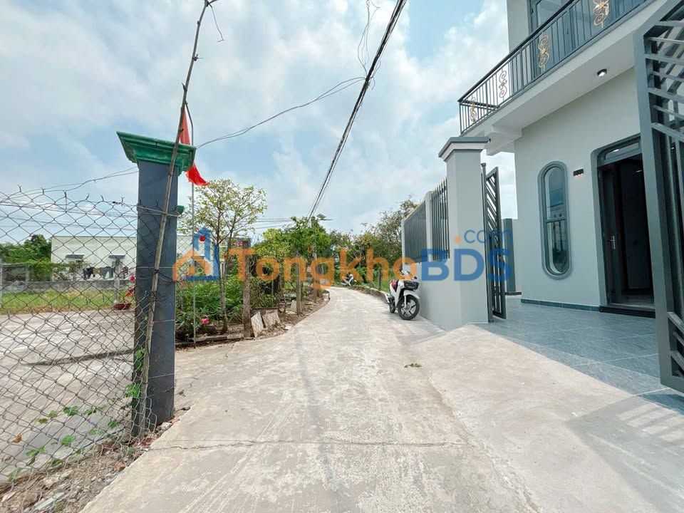 Nhà 2PN Sổ Hồng Riêng Cần Giuộc - 1.8 Tỷ, Sẵn Sàng Ở Ngay