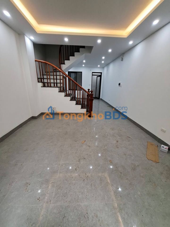 Nhà Phố Vĩnh Hưng 45m² - 2.5 Tỷ, Chính Chủ, Sẵn Sàng Về Ở